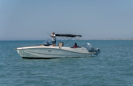 Pêcheurs débutants ou confirmés, découvrez la pêche facilitée avec Freedom Boat Club - club de bateaux club nautique location de bateaux
