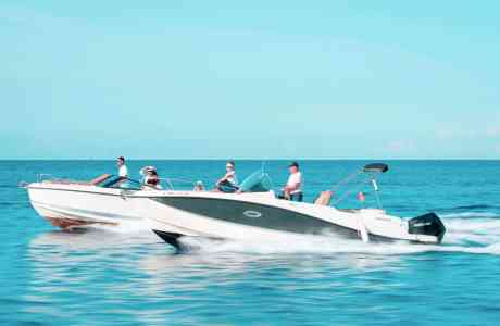 Qu’est ce qu’un Boat Club ? Votre Guide Complet - club de bateaux club nautique location de bateaux