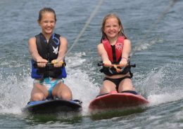 020614_Two_Girls_2girlkneeboard