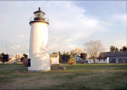 newburyport-newburyport-harbor-lighthouse